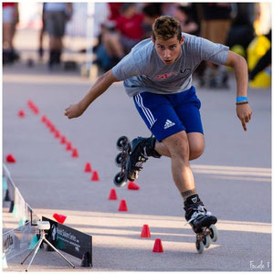 مسابقات اسپیداسلالوم دسته جات آزاد  به مناسبت 13 آبان